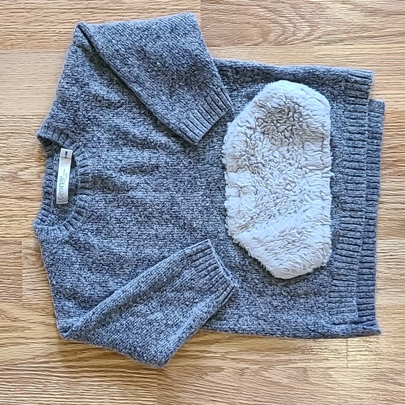 💥3/$20💥 Set of 2 Sweaters - Picture 4 of 5